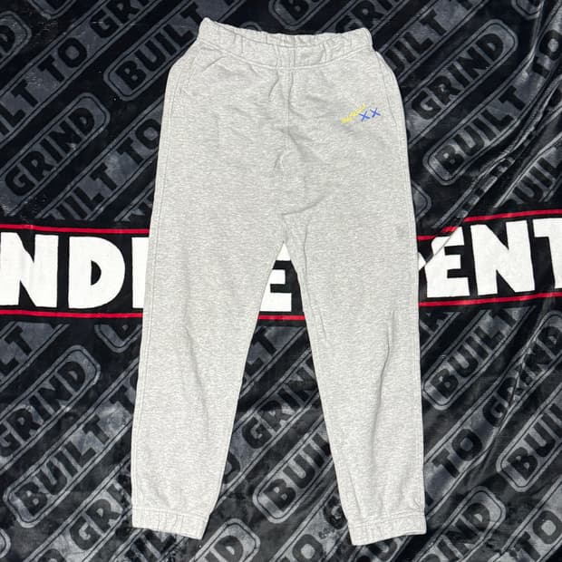 유니클로 카우스 앤디워홀 스웻팬츠 그레이