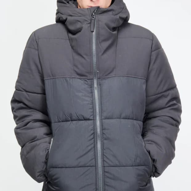 팝 트레이딩 컴퍼니 패딩