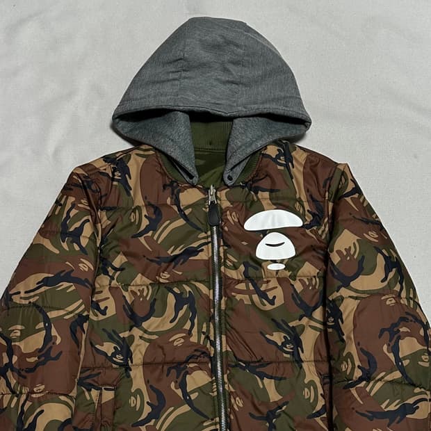 2XL 에이프 여성용 리버시블 카모 다운 패딩