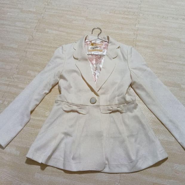 리즈리사 리즈멜로 자켓 m사이즈