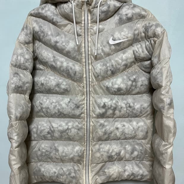 나이키 화이트  에코다운  패딩 점퍼