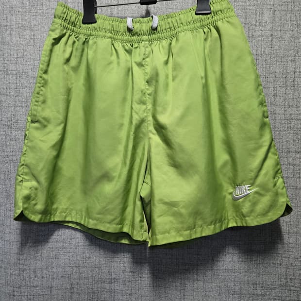 나이키 우븐 플로우 반바지 