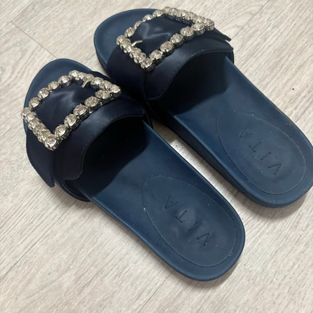 왕큐빅 슬리퍼 235 새상품