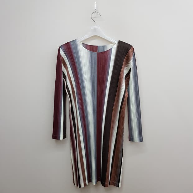 이세이미야케 멀티 플리츠 스트라이프 블라우스 3사이즈