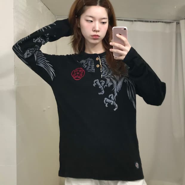 🦅 빈티지 오리엔탈 블랙 헨리넥 롱슬리브
