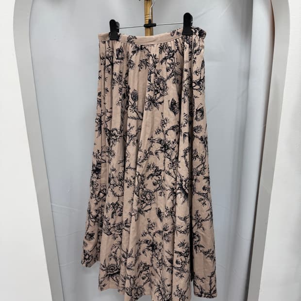 백화점판 디올 플리츠 미디 치마 스커트 36사이즈