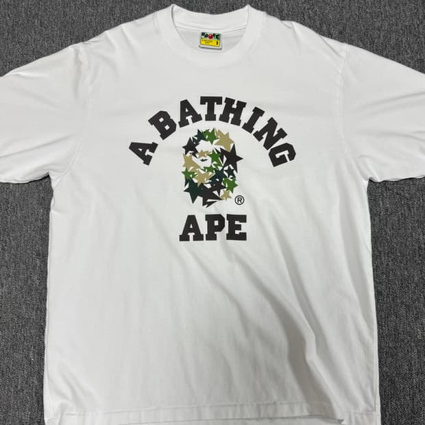 베이프 스타 컬리지 릴렉스드 핏 티셔츠 화이트