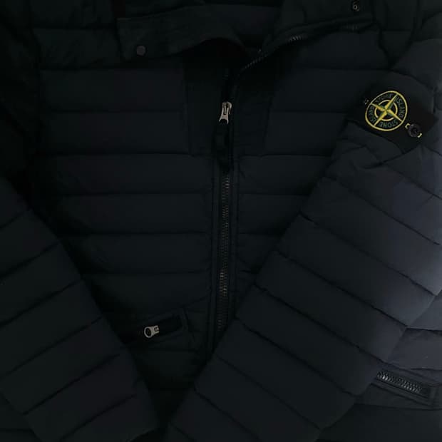 [정품] 스톤아일랜드 룸우븐 체임버스 경량 패딩 블랙 Xl