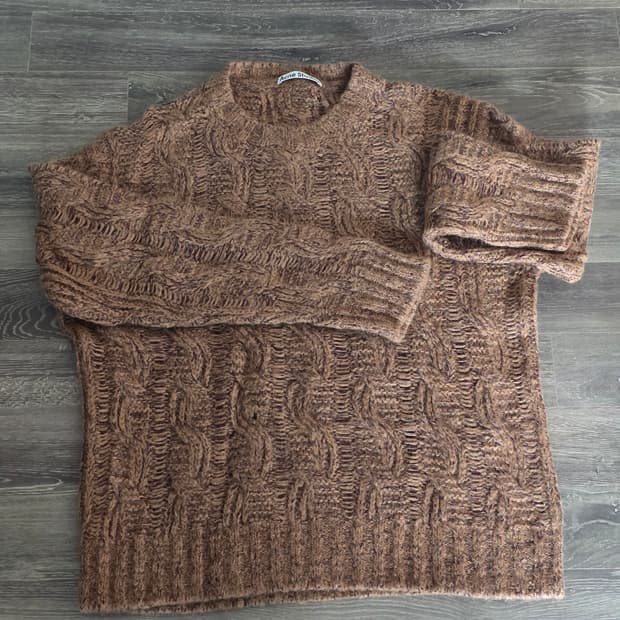 아크네스튜디오 니트