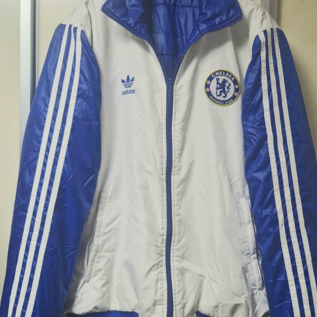 아디다스 첼시 리버시블 경량패딩 점퍼