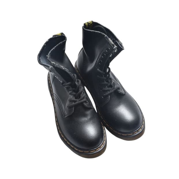 닥타마틴 1460 8홀 유광 부츠 235 N0984