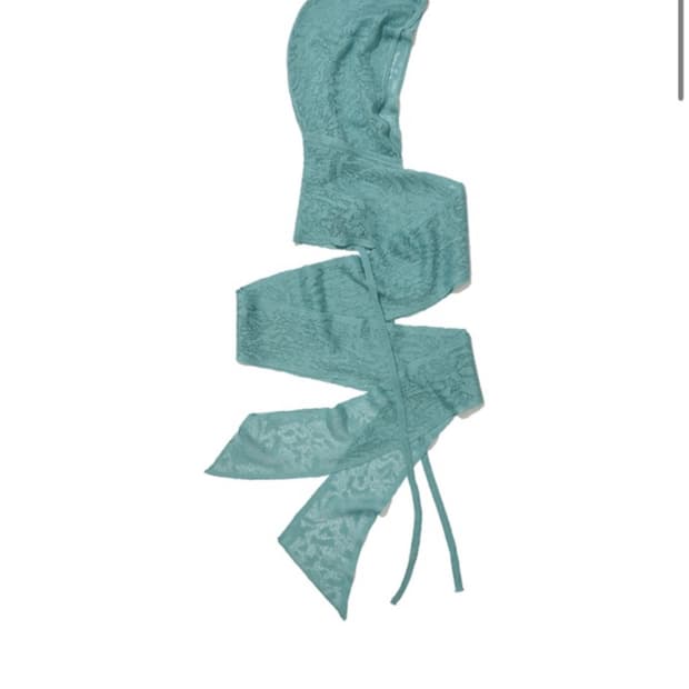 파르티멘토 우먼 후디드 머플러