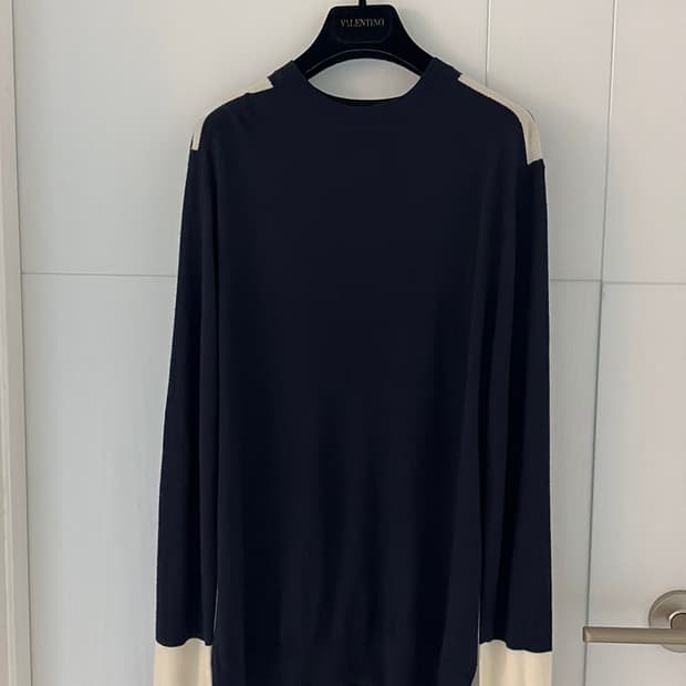 Neil barret 실크 캐시미어니트 55,66정품 