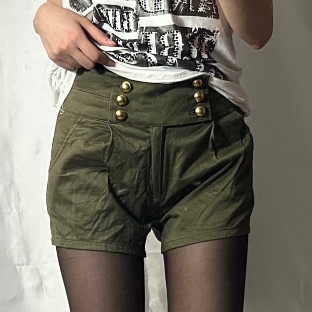 y2k triple button belt shorts 