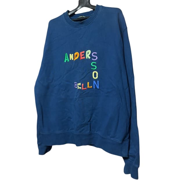 [Andersson bell] 엔더슨벨 블루 오버핏 자수 스웻셔츠 맨투맨