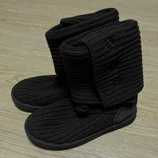 어그 니트 부츠 초코브라운 230mm