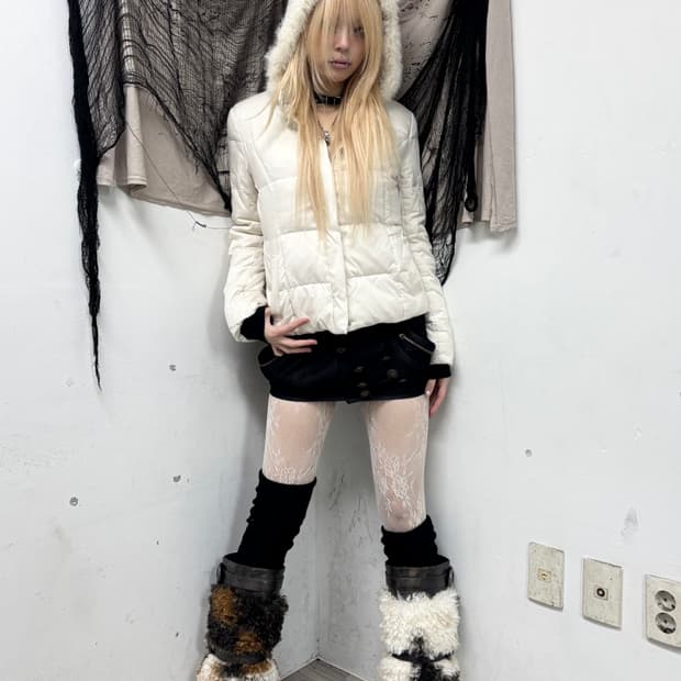 [anysis]Y2K White Fur Padding