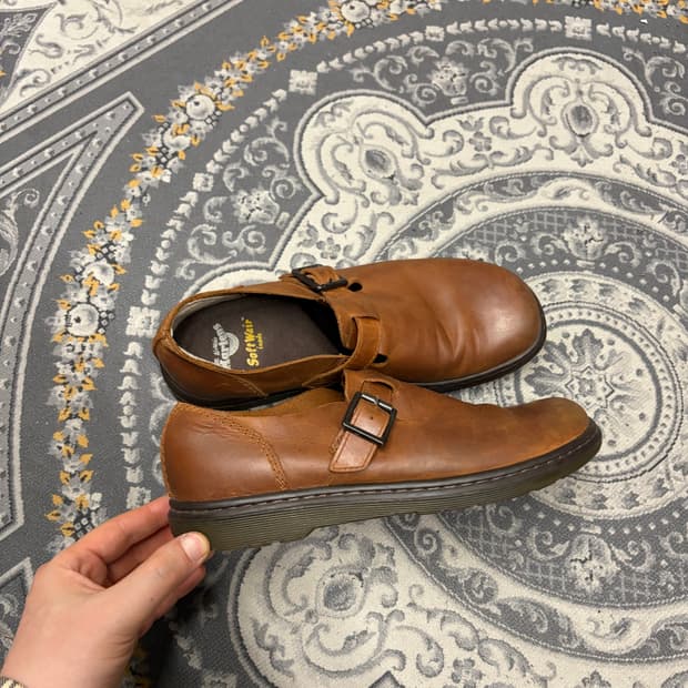 닥터마틴 패트리샤 브라운