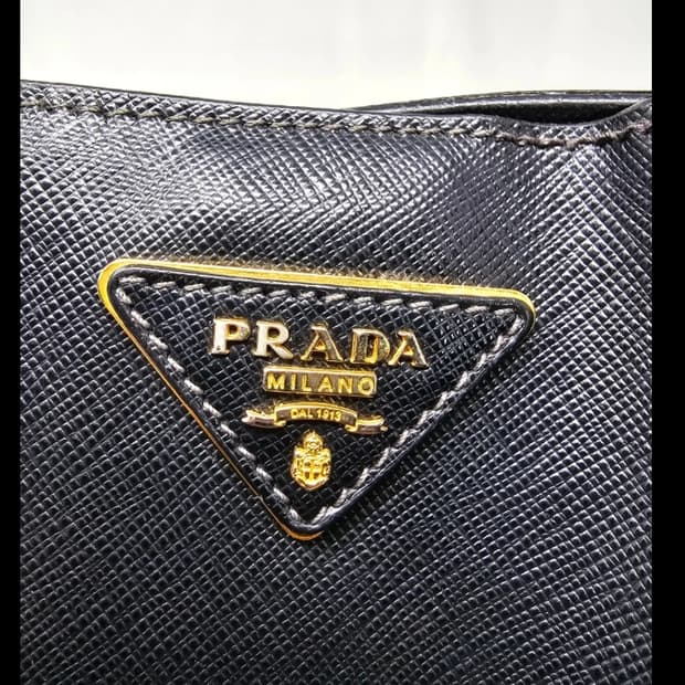 정품 프라다 사피아노 럭스 BN1844 블랙 토트백