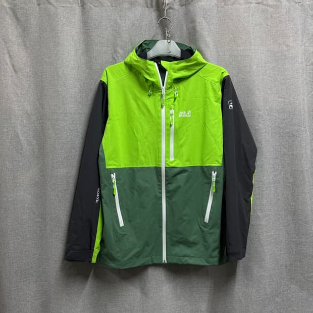 [L] 잭울프스킨 고프코어 기능성 바람막이