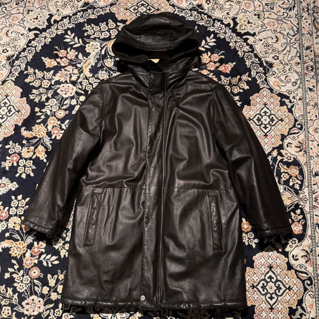 페라가모 램스킨 패디드 리버스블 코트 54 L 왁스코튼