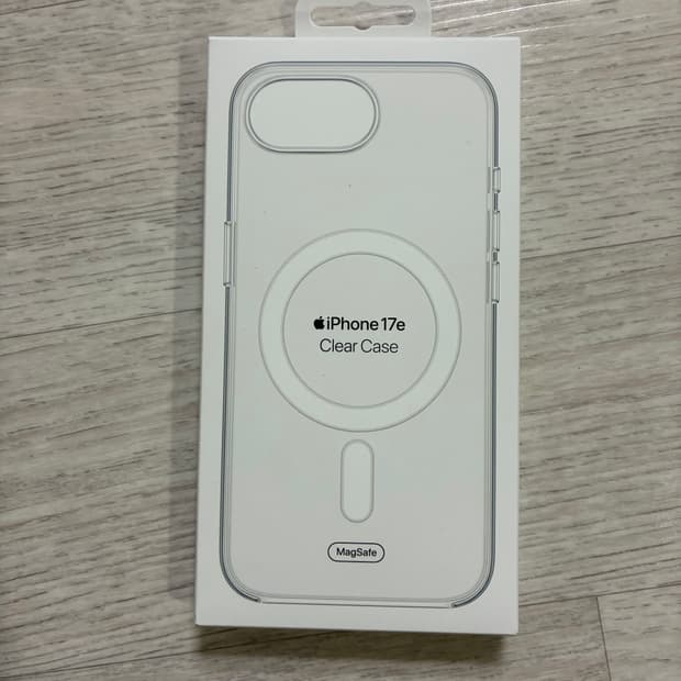 아이폰16e, 17e 정품 투명 케이스 미개봉