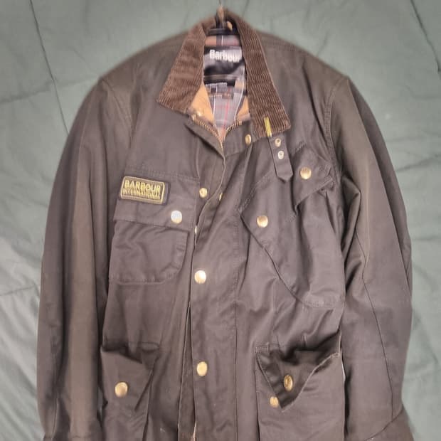 바버 인터네셔널 자켓 (40)