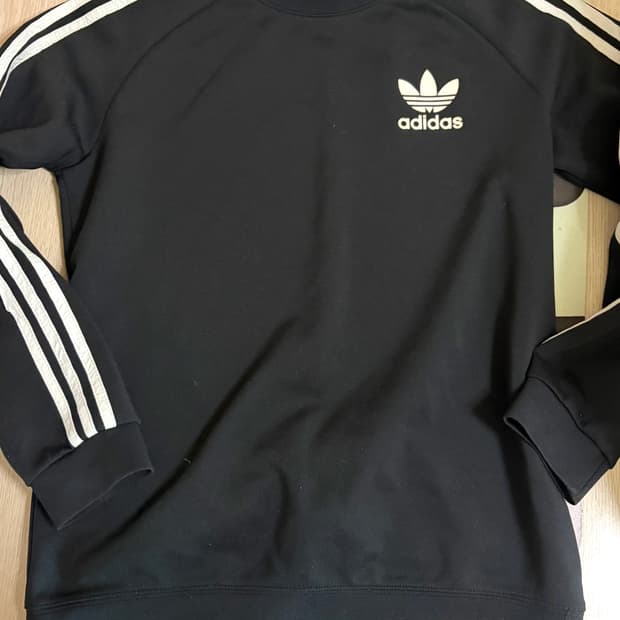 아디다스 맨투맨 xs