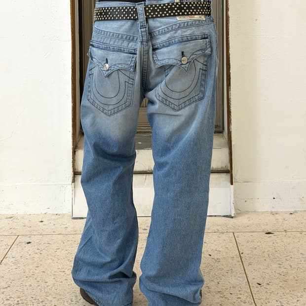 트루릴리전 스트레이트 핏