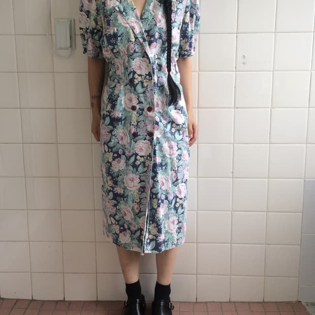 Flower pattern entique mood onepiece