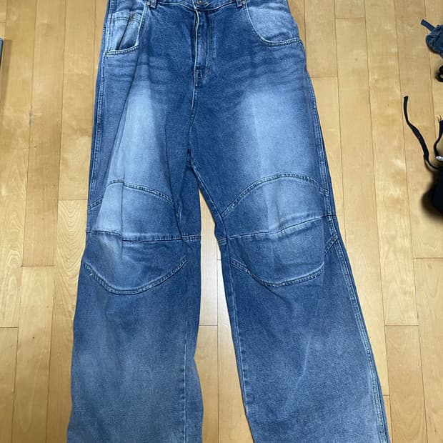 [L] MJD 3D KNEE DENIM