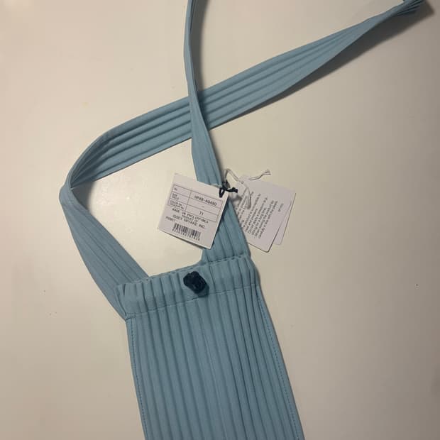 옴므플리세 미니크로스백