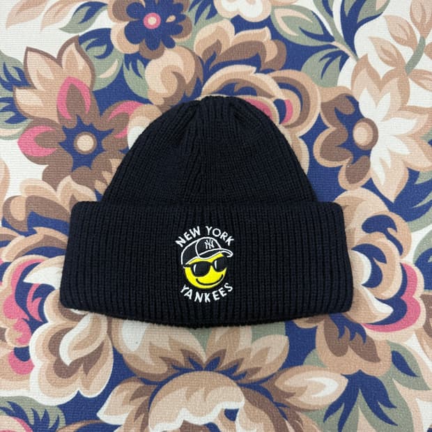 엠엘비 MLB 뉴욕양키즈 스마일 비니(블랙)