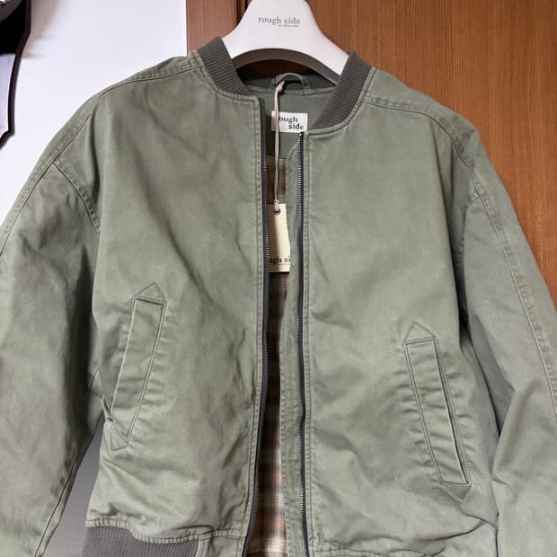 [2] 러프사이드 24fw 호라이즌 봄버 올리브