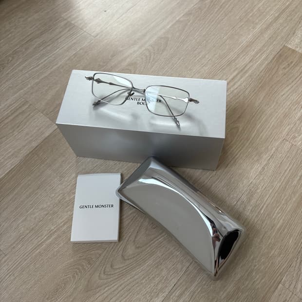 젠틀몬스터 아토믹02