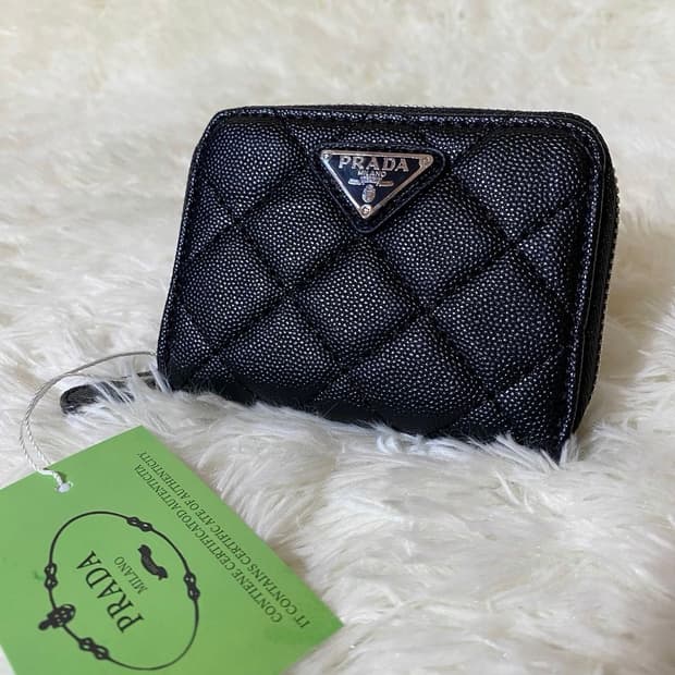 프라다뷰티 캐비어 카드지갑 동전지갑 풀박스