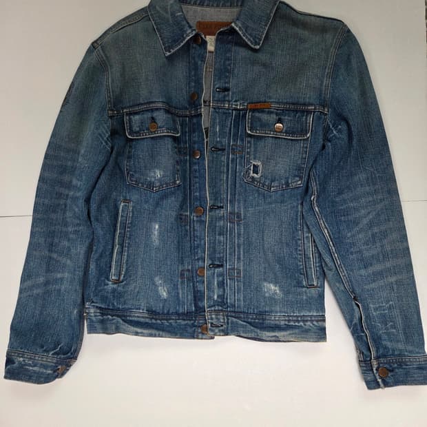 아베크롬비 에즈라피치 105