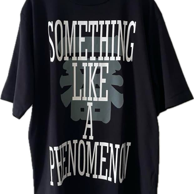 XL)SOMETHING LIKE A PHENOMENON 티셔츠
