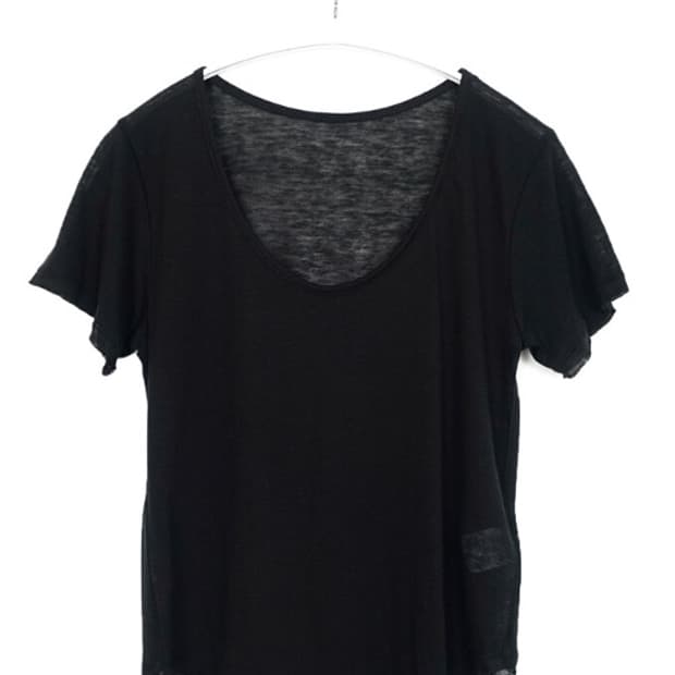 faerie cutting U neck half top black