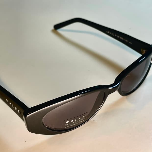 RALPH LAUREN 랄프로렌 사의 빈티지 선글라스 판매합니다.