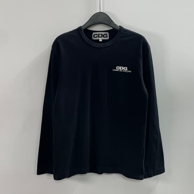 CDG 꼼데가르송 롱슬리브 긴팔티 (on.995)