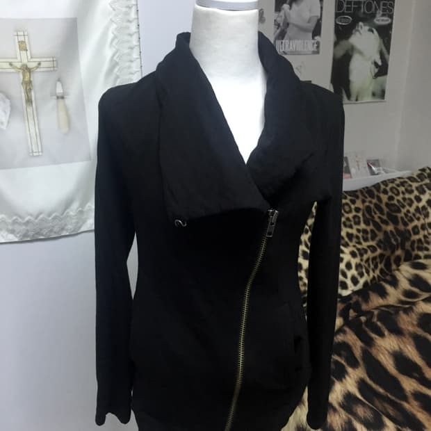 헬무트랭 사선 지퍼 디테일 집업