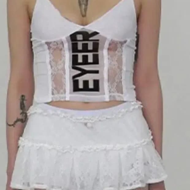 EYEER 나시 슬리브리스 화이트