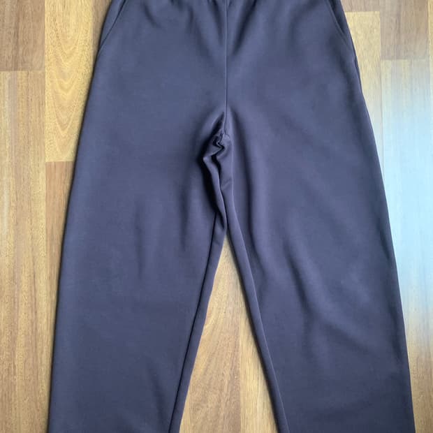 유니클로 스웨트 와이드 팬츠 M(다크브라운)