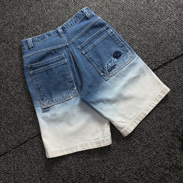 00s 후부 올드스쿨 자수 블리치드 데님 버뮤다 팬츠 4039