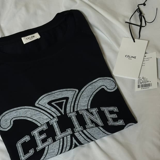 셀린느 트리옹프 로고 반팔 [택⭕️/국내 매장 구매]