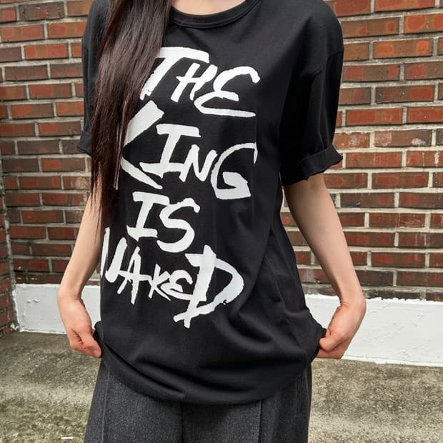 꼼데가르송 The king is naked 티셔츠