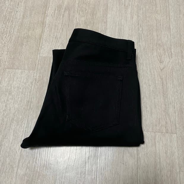 아페쎄 뉴스탠다드 블랙 30