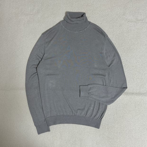 프랑코 페라로 롱터틀 무지 스웨터