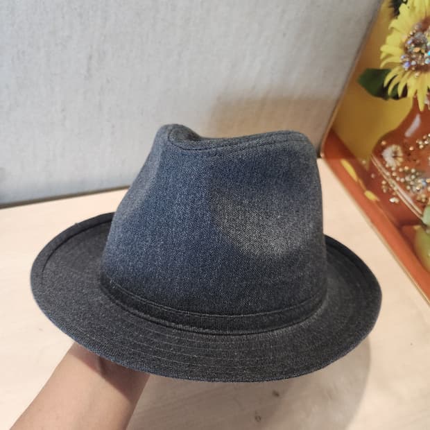“ZARA MAN 그레이 페도라햇 🎩 감성+댄디 무드 필수템”